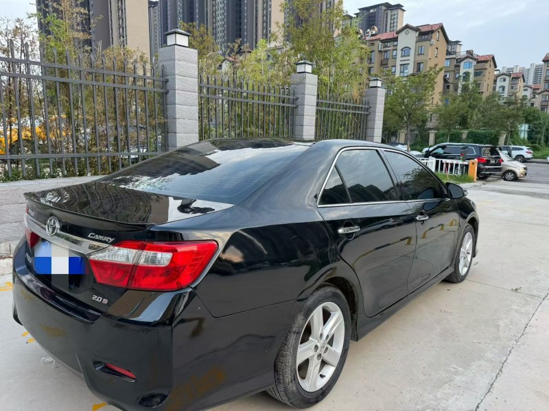 平顶山15年丰田凯美瑞9