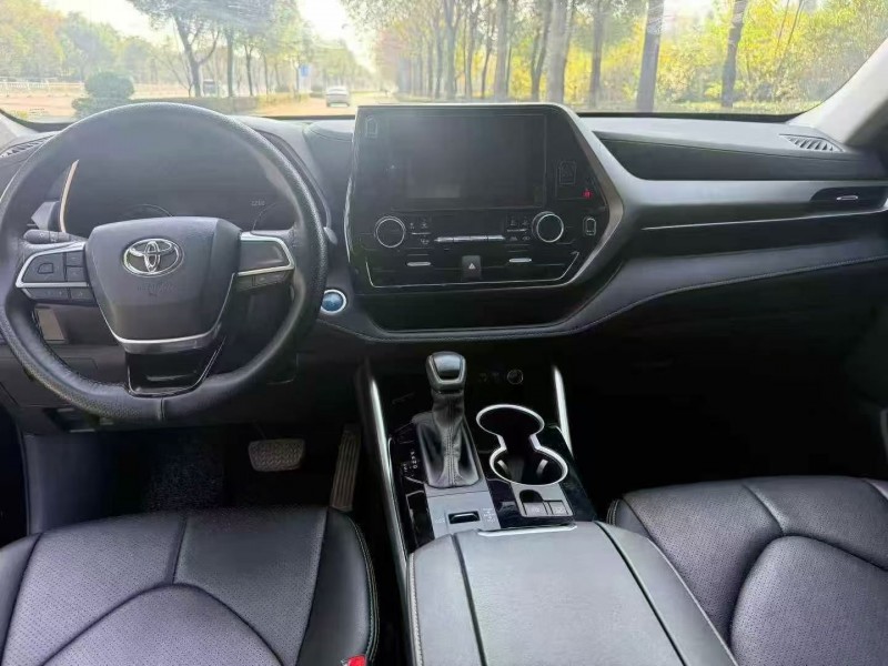 衡阳22年丰田汉兰达7