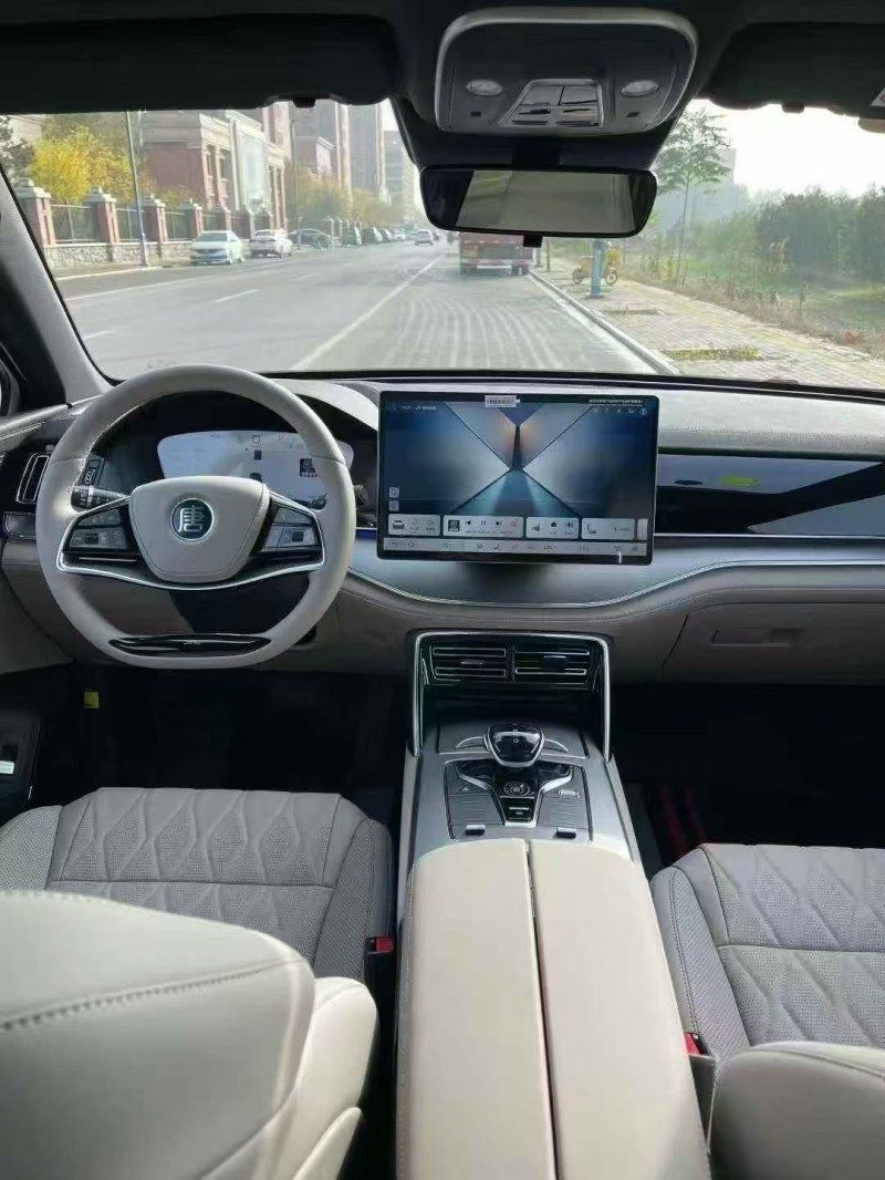 秦皇岛25年比亚迪宋5