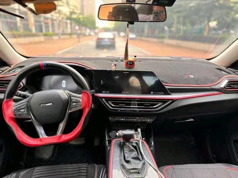 东莞21年长安汽车欧尚6