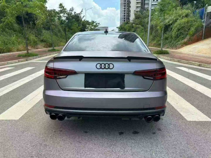 南宁19年奥迪A4L9