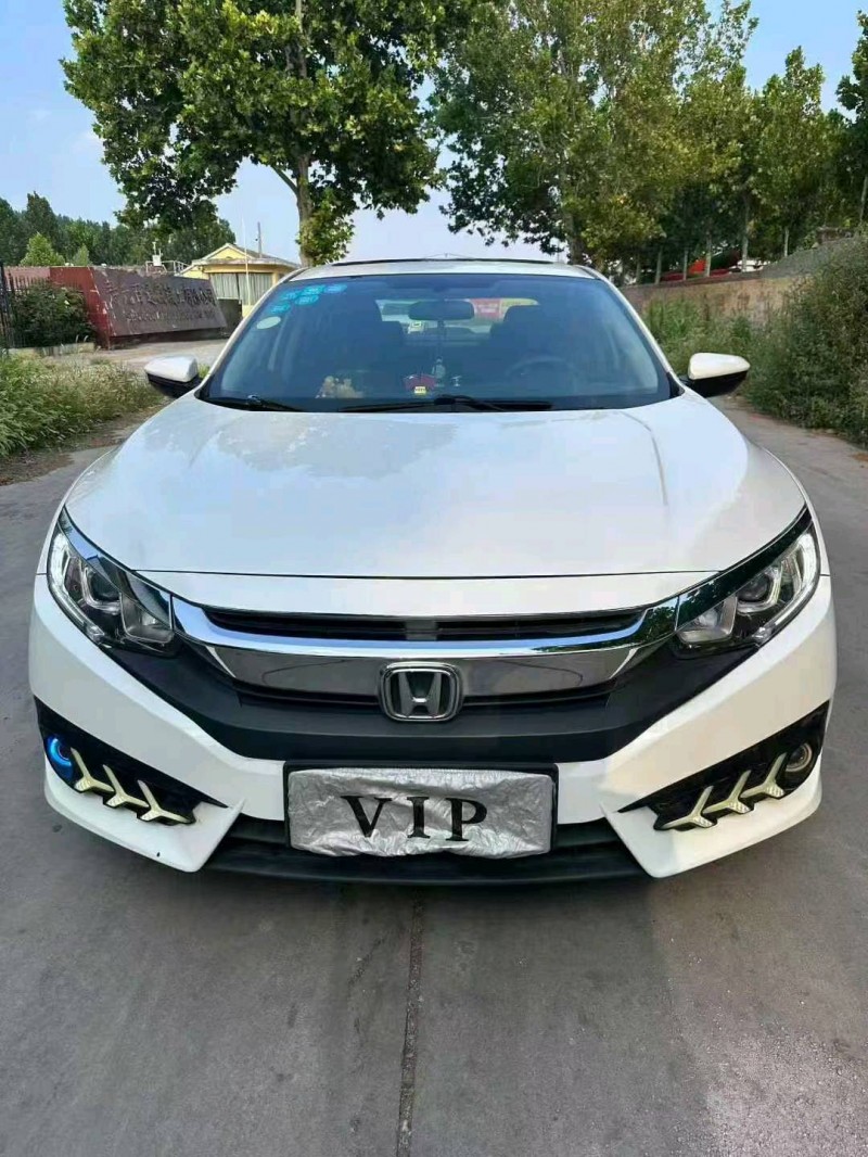 台州17年本田思域1