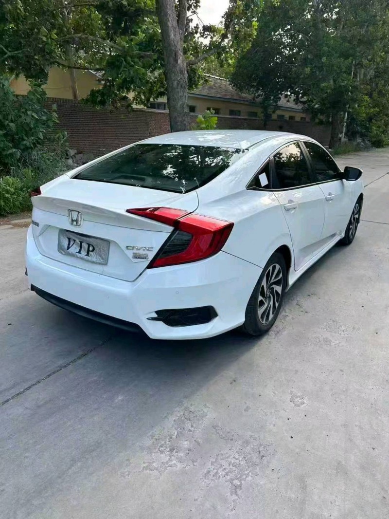 台州17年本田思域7