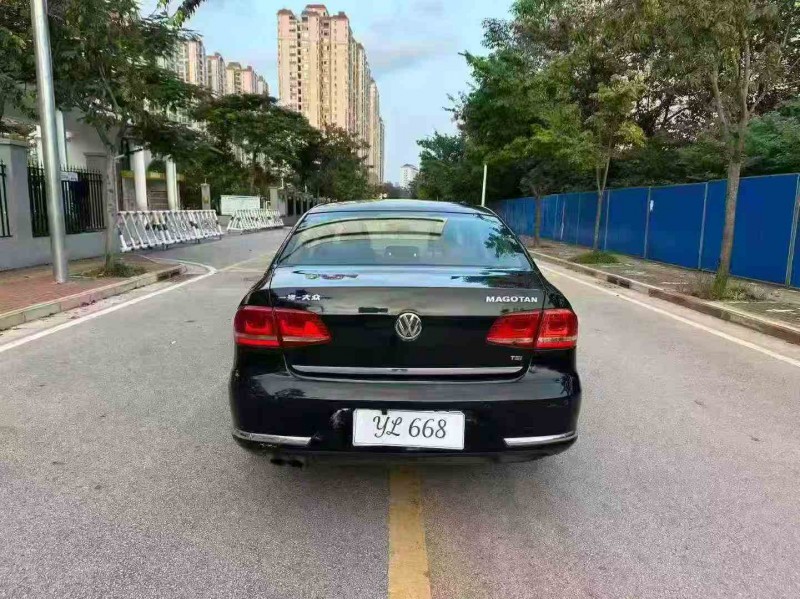 南宁14年大众迈腾9