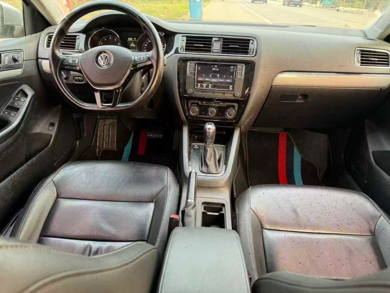 菏泽17年大众速腾4