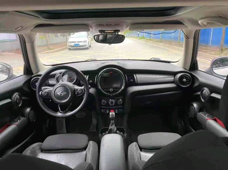 南宁18年MINICooper5