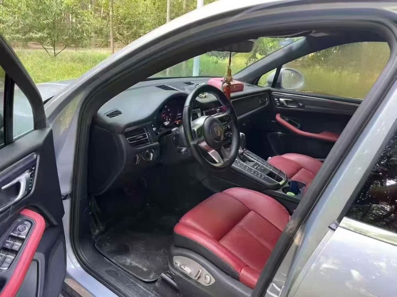 烟台19年保时捷Macan5