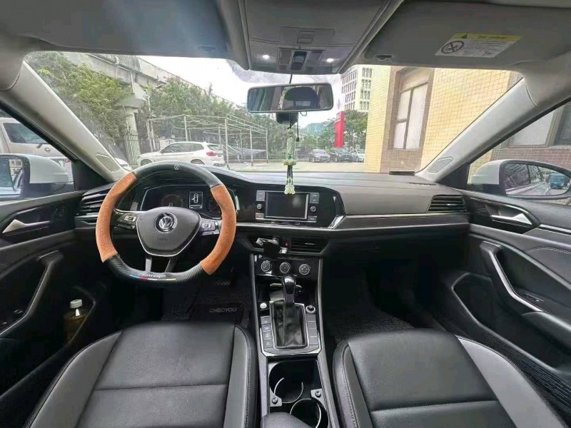 广州20年大众速腾6