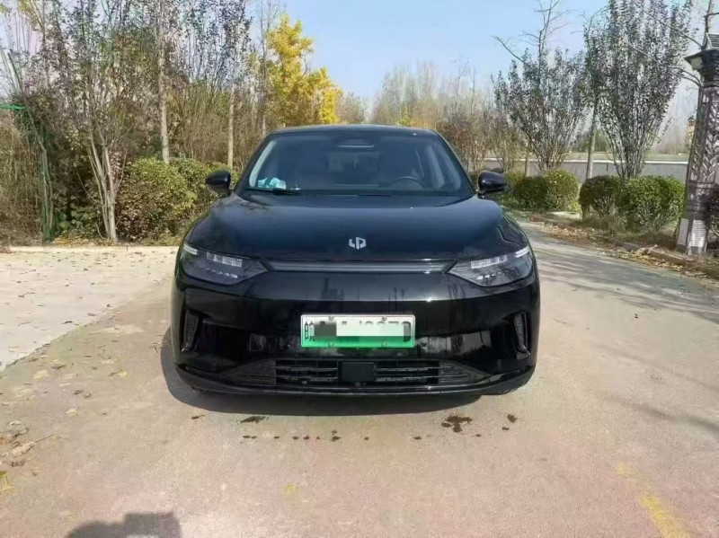 枣庄24年零跑汽车C111