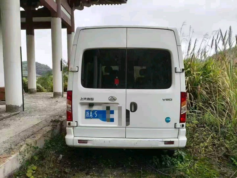 嘉兴21年大通V802