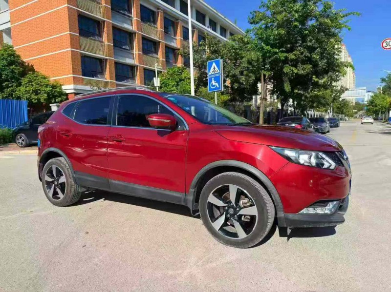 南宁16年日产逍客2