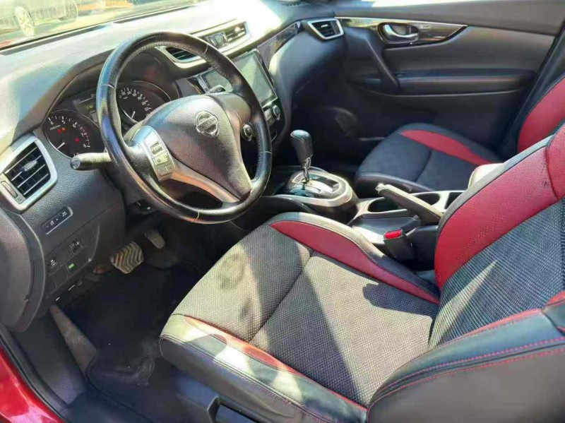 南宁16年日产逍客4