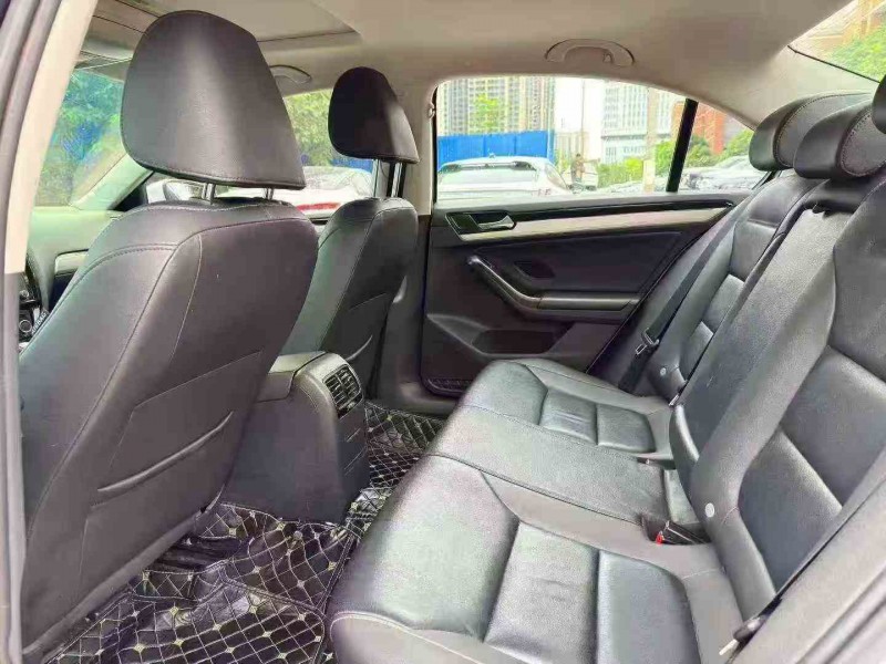 南宁19年大众速腾6