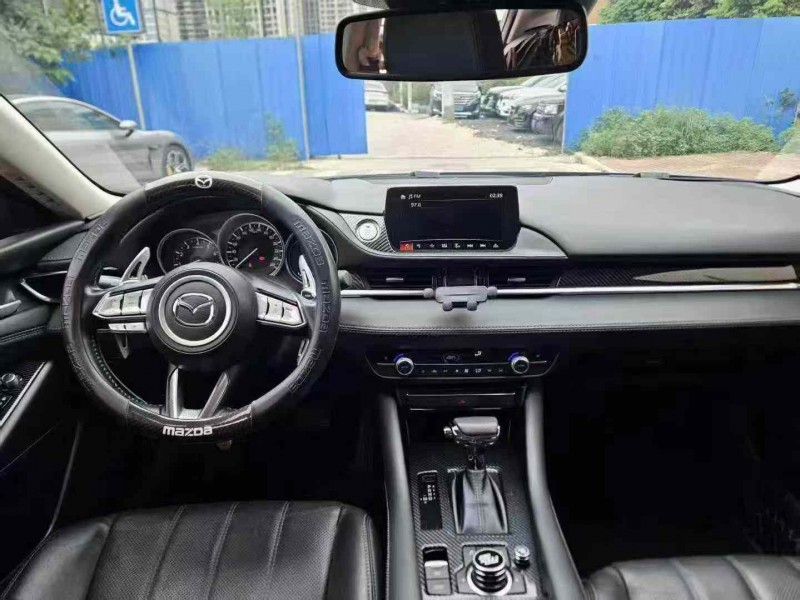 南宁20年马自达阿特兹5