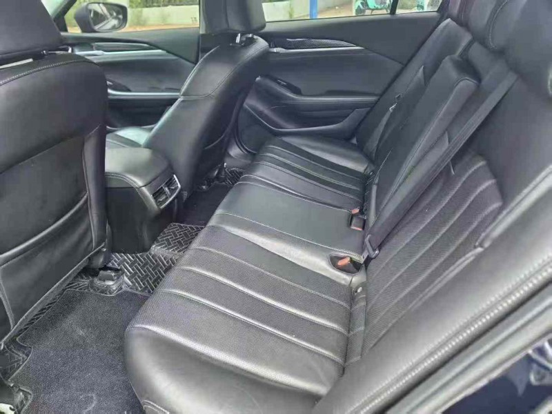 南宁20年马自达阿特兹6