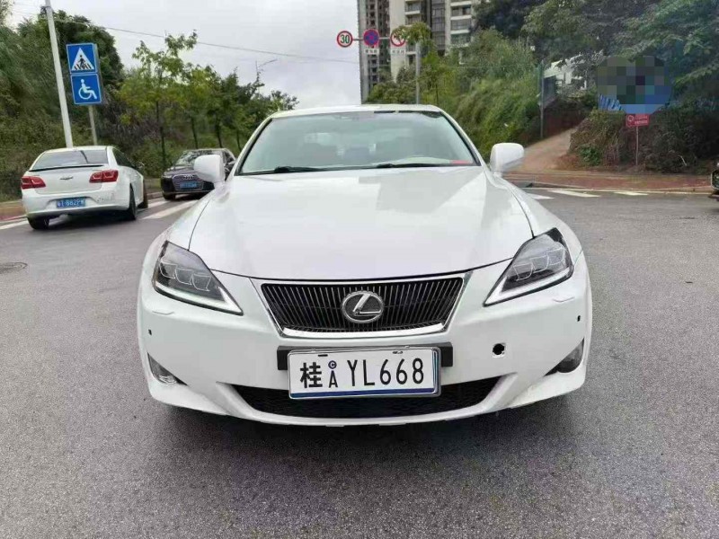 南宁07年雷克萨斯IS1