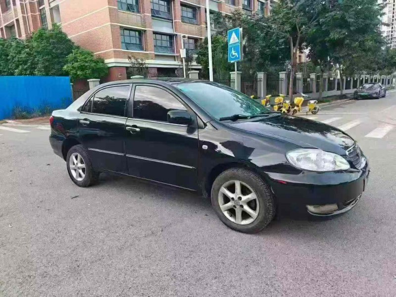 南宁04年丰田花冠2