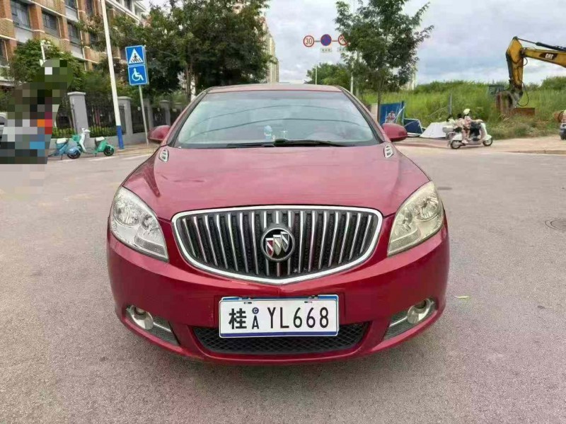 南宁11年别克英朗1