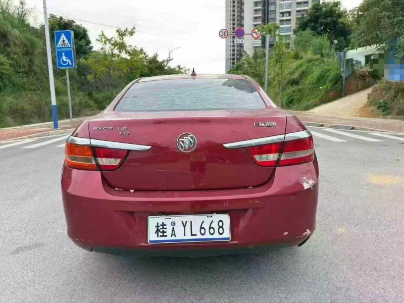 南宁11年别克英朗9