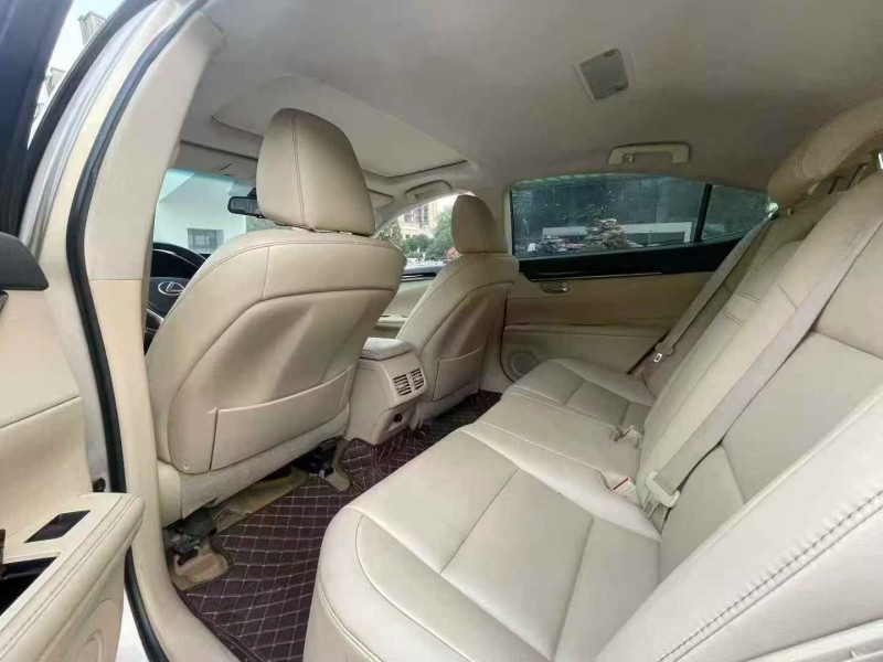 衡阳14年雷克萨斯ES4