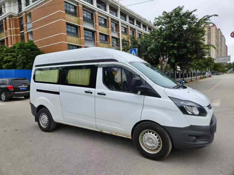 南宁17年福特全顺2