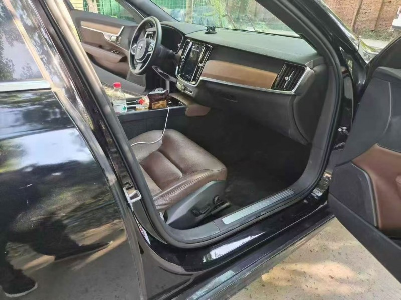 平顶山22年沃尔沃S905