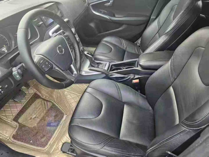 南宁18年沃尔沃V404