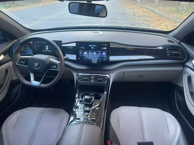 安阳23年比亚迪秦4