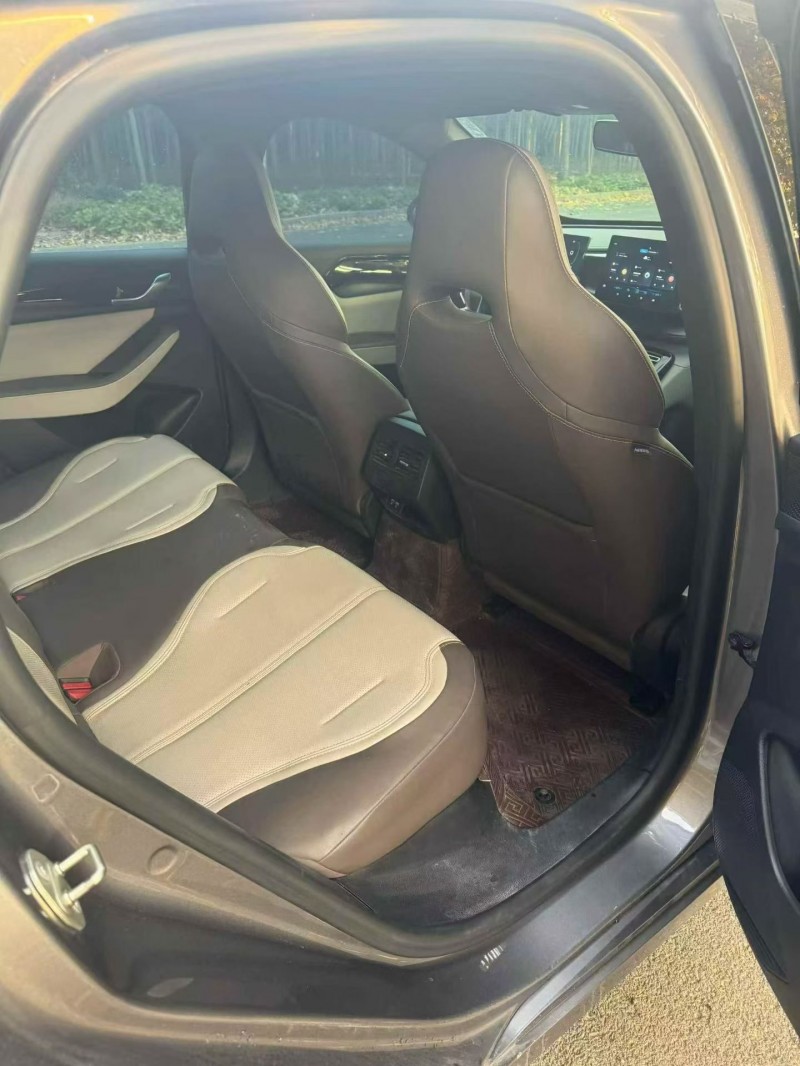 安阳23年比亚迪秦5