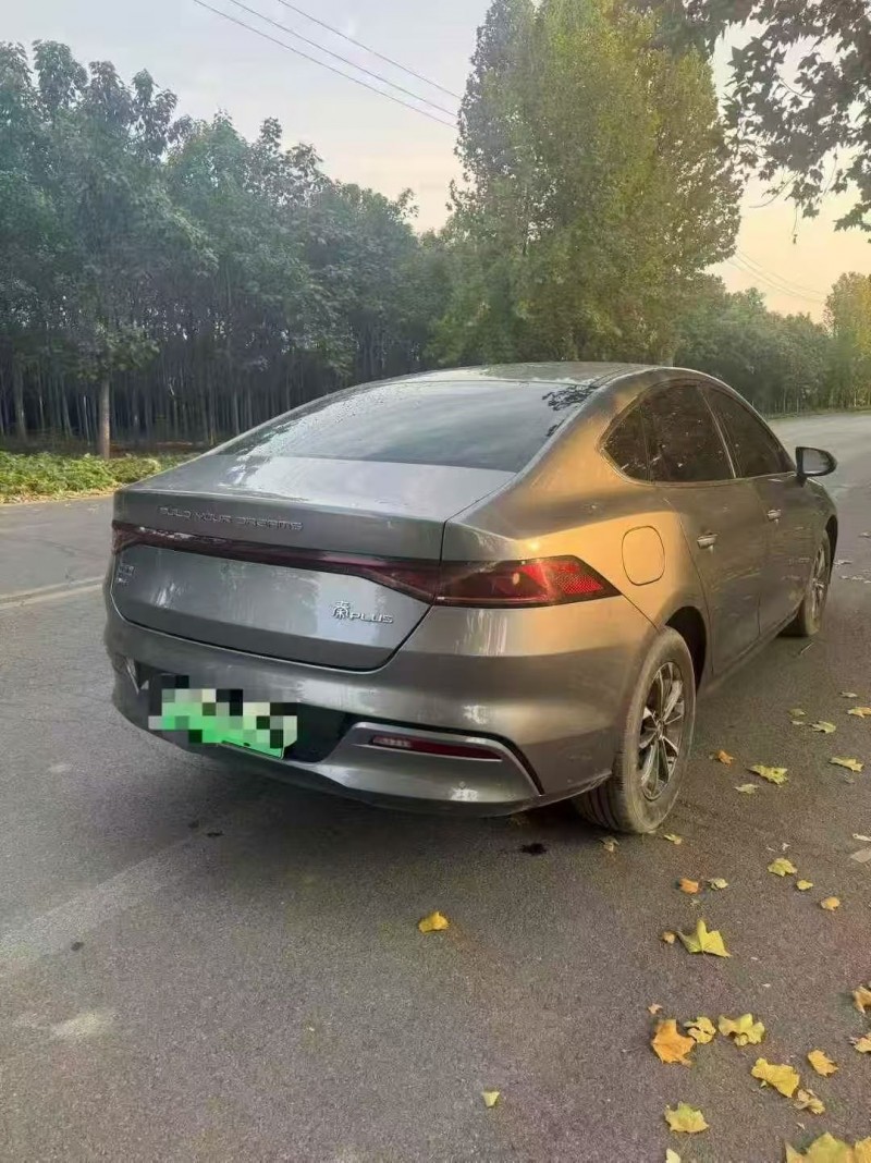 安阳23年比亚迪秦9