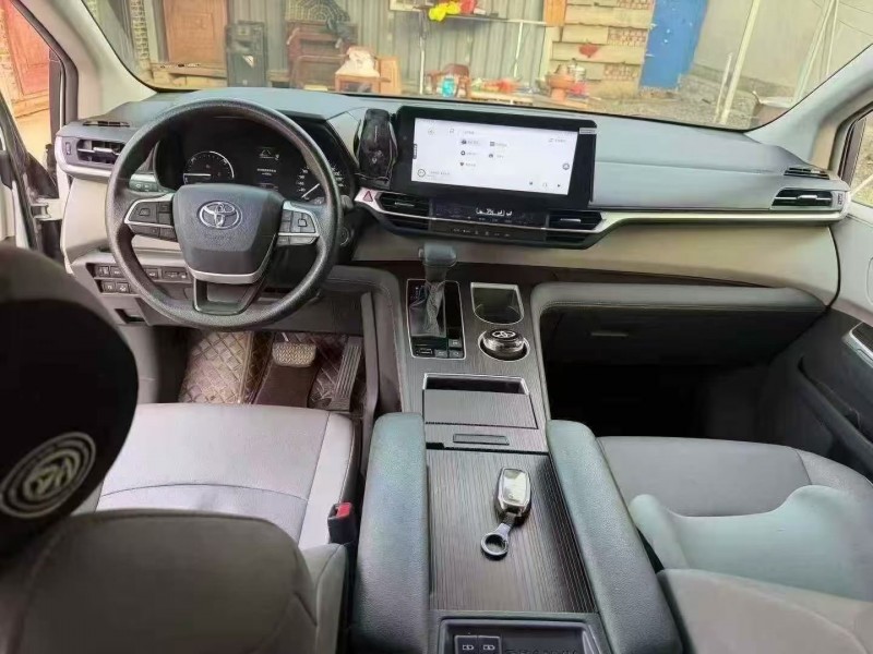 烟台24年丰田格瑞维亚4