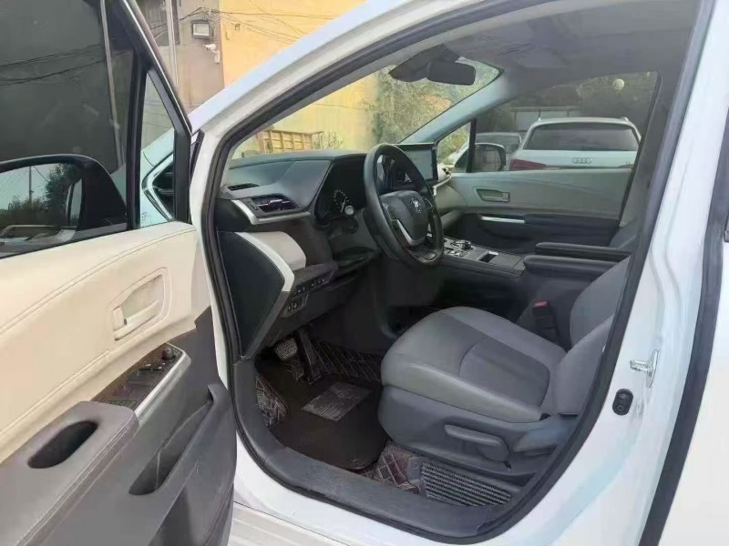 烟台24年丰田格瑞维亚5