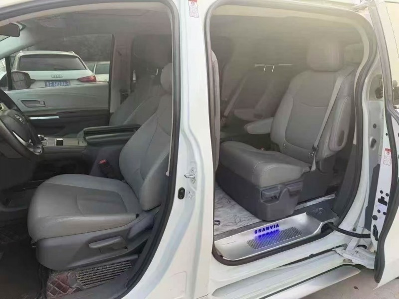 烟台24年丰田格瑞维亚6