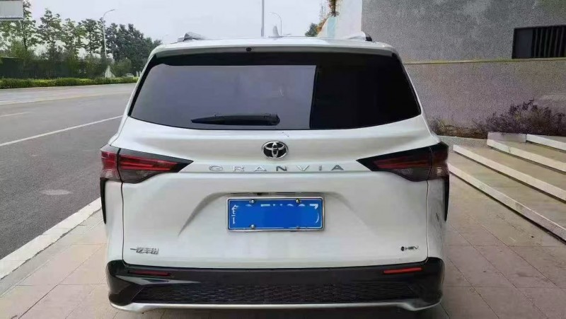 邯郸24年丰田格瑞维亚7