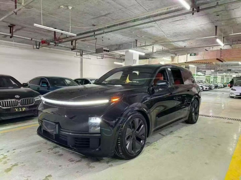 成都24年理想L93