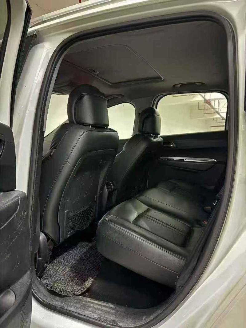 重庆16年东风标致3