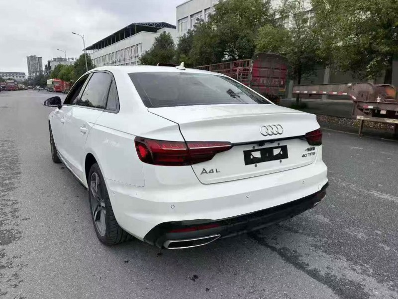 重庆23年奥迪A4L7