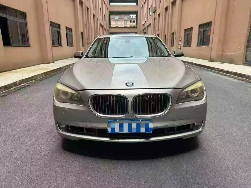 重庆13年宝马7系1