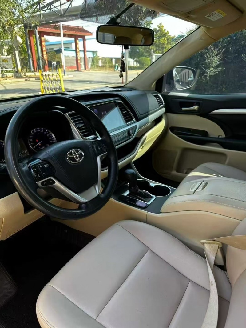 枣庄19年丰田汉兰达4