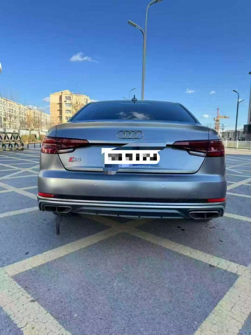 邯郸19年奥迪A4L8