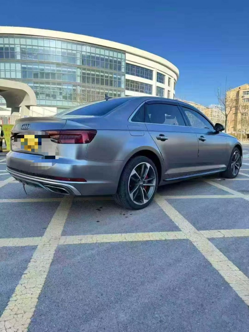 邯郸19年奥迪A4L9