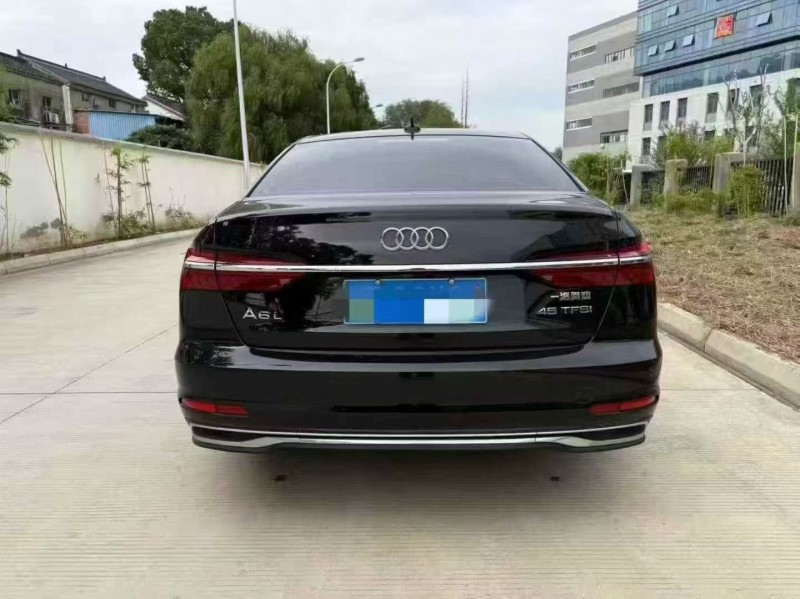 苏州23年奥迪A6L9