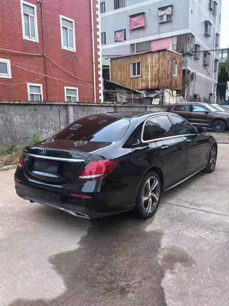 三明17年奔驰E6