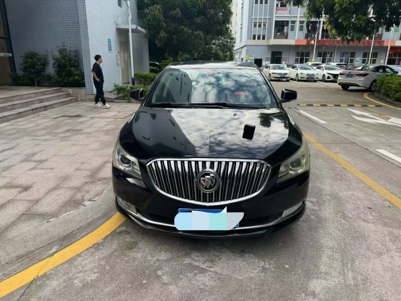 深圳16年别克君越1