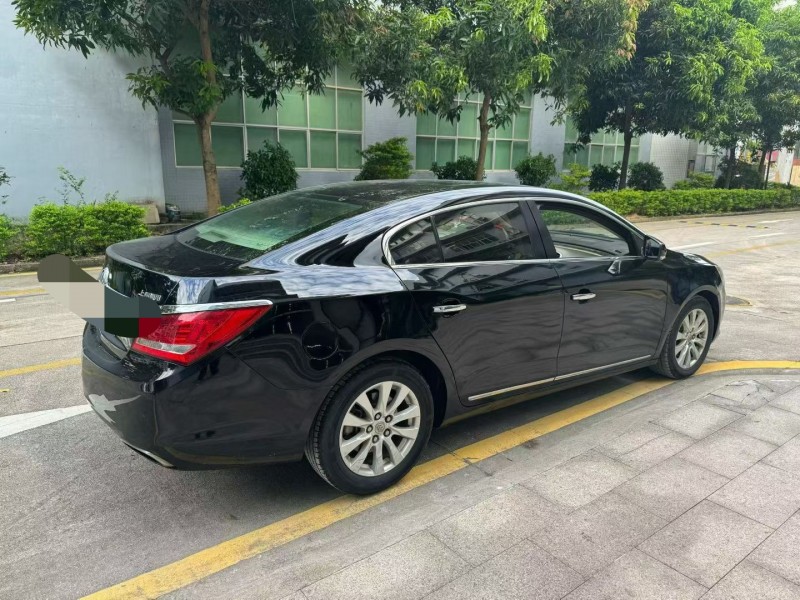 深圳16年别克君越4