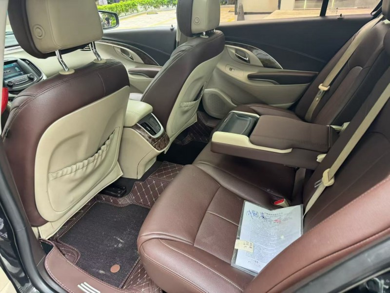 深圳16年别克君越6