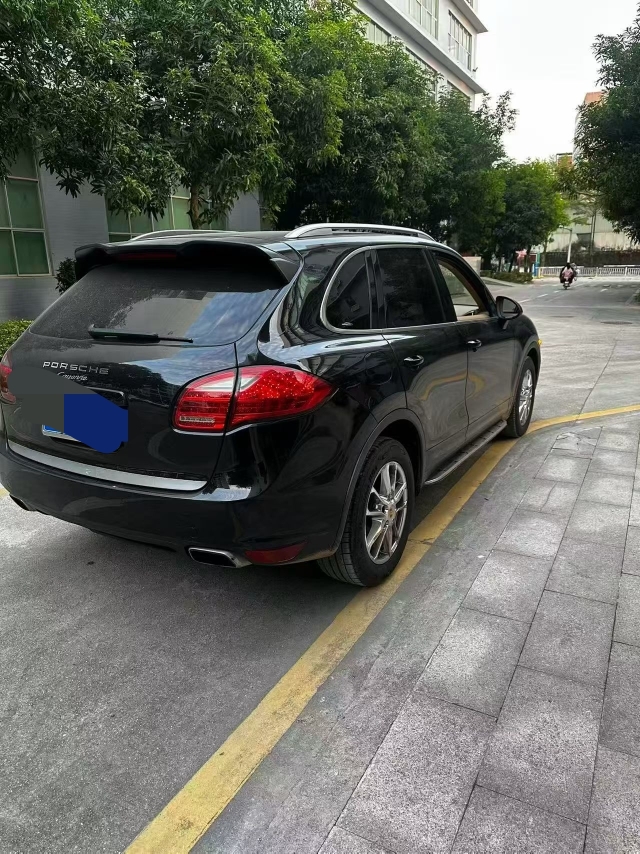 深圳14年保时捷卡宴4