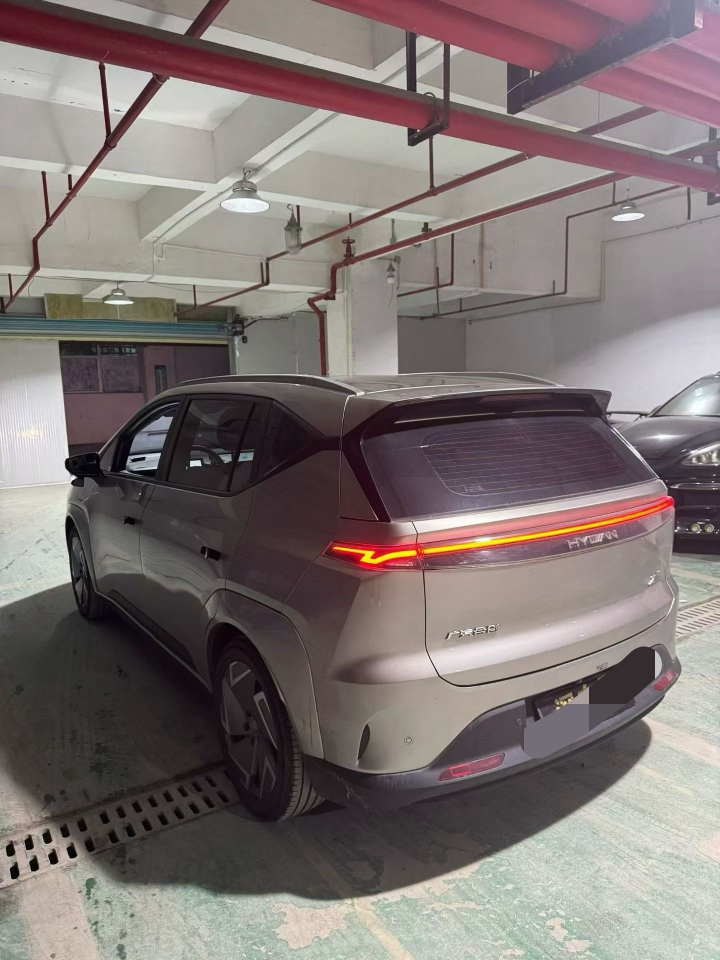 深圳23年合创汽车Z037