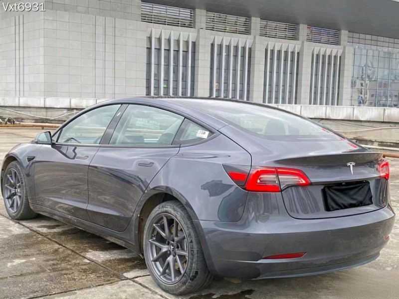 东莞21年特斯拉MODEL 37