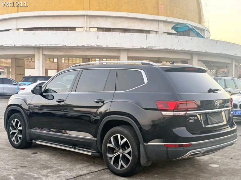 东莞18年大众途昂7